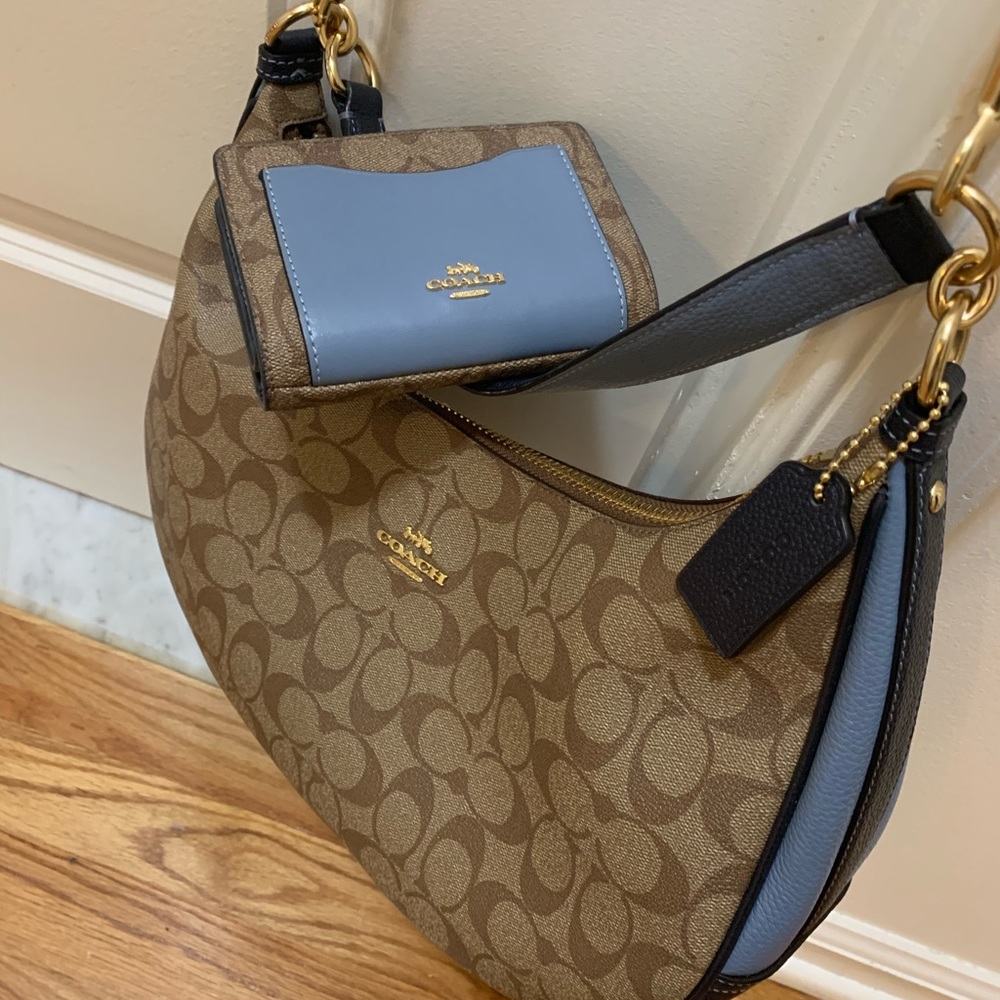 COACH “Blues” 2 tone bag with me matching wallet.